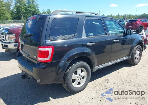2011 Ford Escape Xlt z USA, uszkodzony, nr VIN 1FMCU9DGXBKA77846